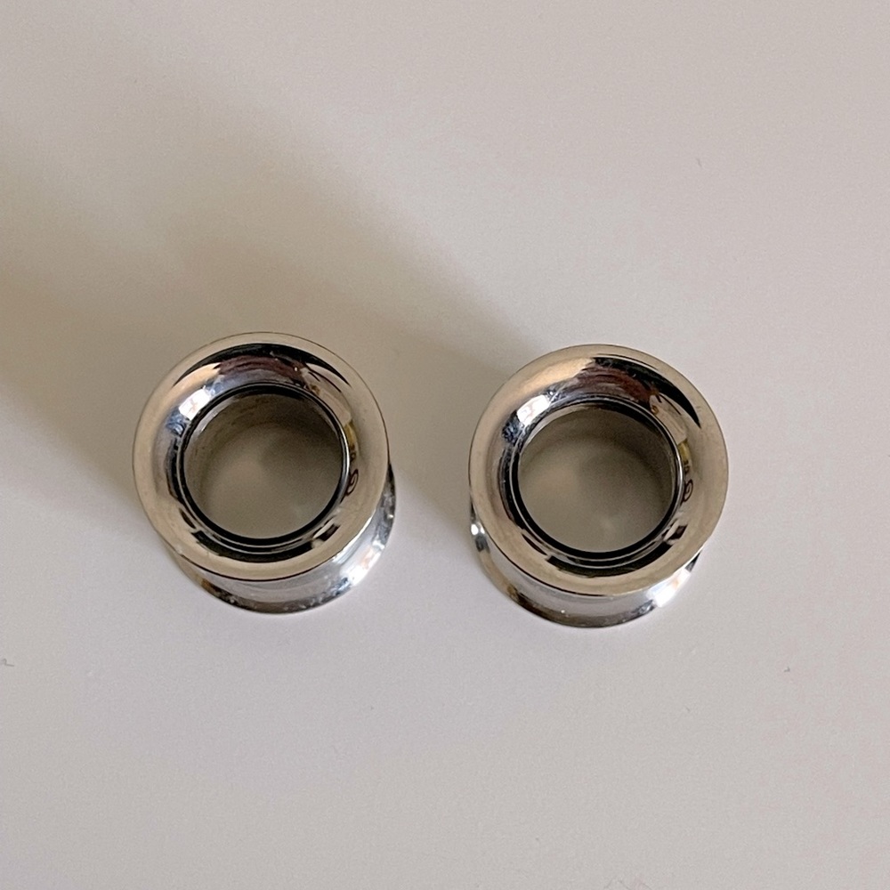 Surgical steel tunnels inner threaded size 1/2´´ body jewelry earrings
